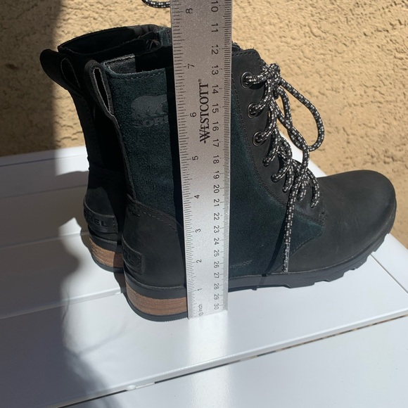 Sorel black leather and suede military combat boots size 5.5 - Picture 7 of 16